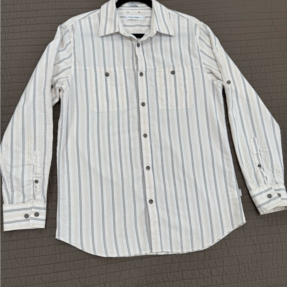Calvin Klein Men’s Striped Button-Down Shirt Medium 100% Cotton Linen Style
